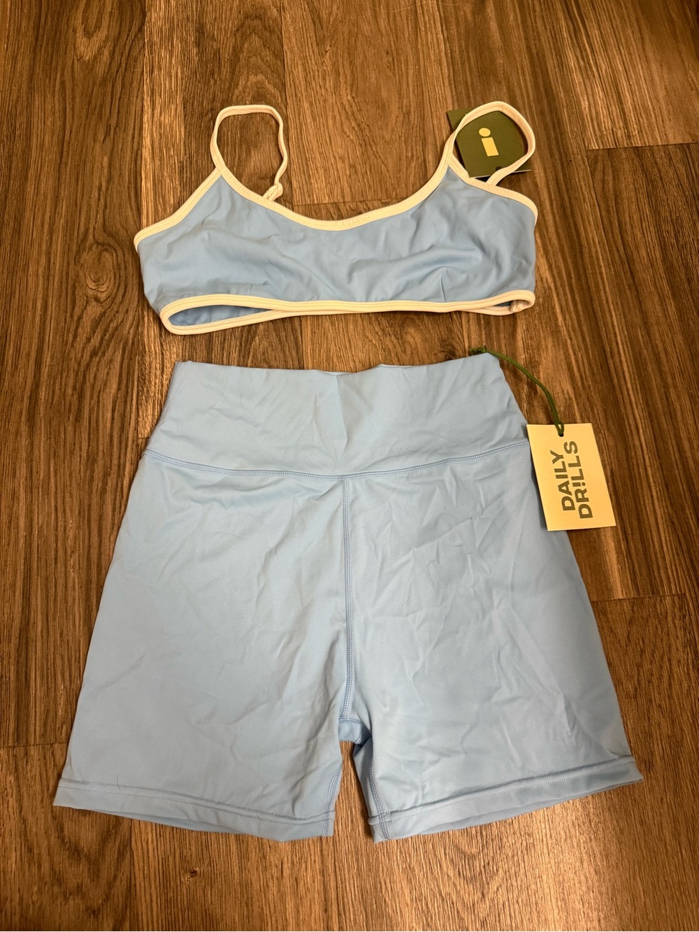 NWT Daily Drills Set size Large